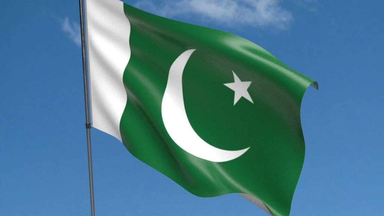 শিয়া মসজিদে আত্মঘাতী হামলায় নিহত ৩১