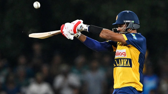 শানাকার রেকর্ড গড়া ইনিংসে বড় জয় পেল শ্রীলঙ্কা