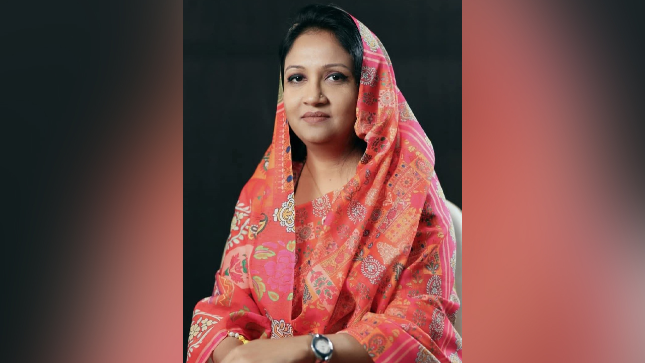 রাজশাহী বিভাগে একমাত্র নারী এমপি পুতুল
